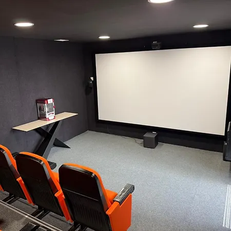 Jade Tower Magic's Lejlighed *